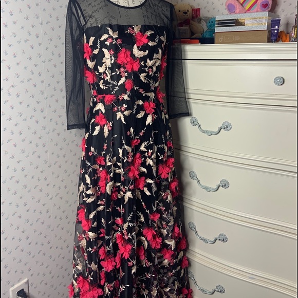 Alex Marie Floral Appliqué Maxi Dress - Picture 15 of 15